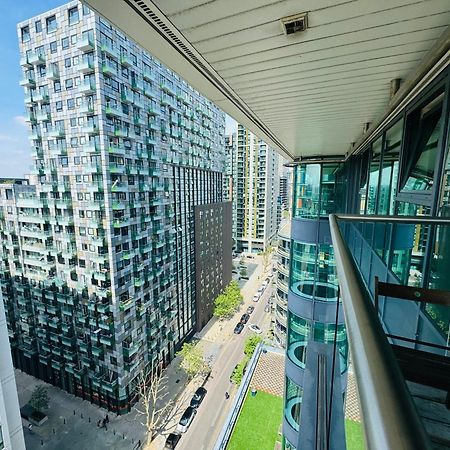 Modern 2Bed 2Bath Apartment Canary Wharf - Upto 5 Person London Bagian luar foto
